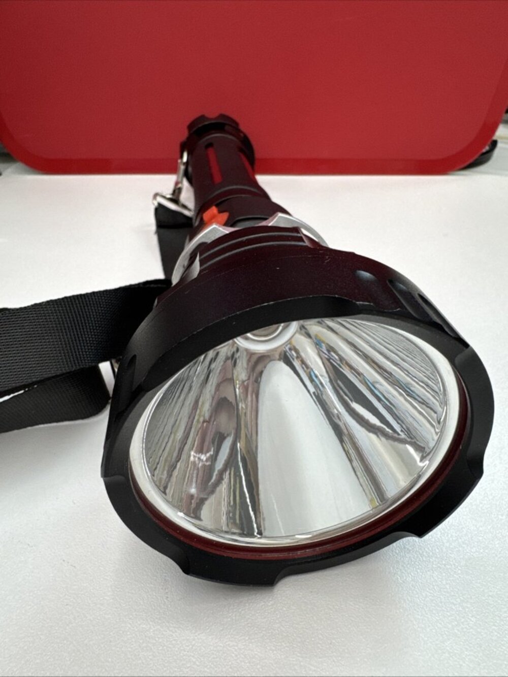 Q-Beam Stealth Defense High 1400 Lumens 1500 ft LED Flashlight Only Rechargeable - Picture 4 of 14
